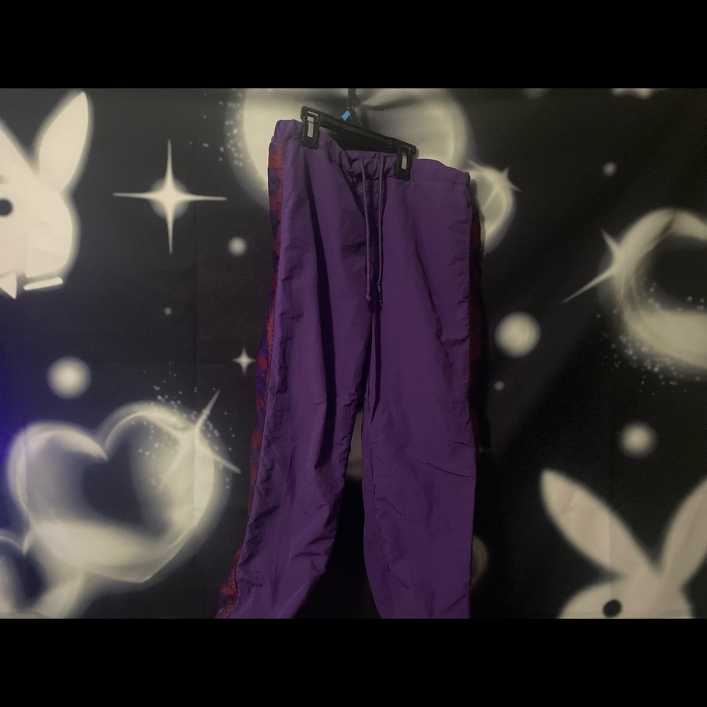 Sami Ryan snowing pants